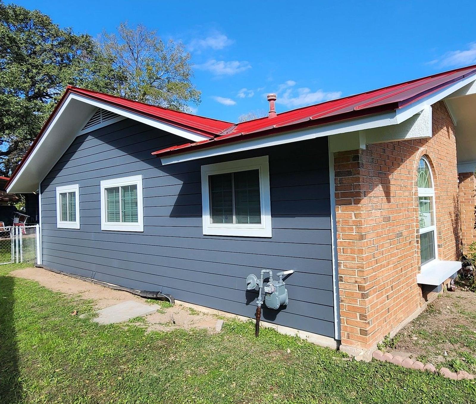 Siding in Breezewood, Austin, TX — completed Austin Pro project