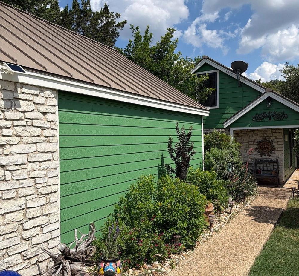 James Hardie Colonial Roughsawn 8.25" Lap detail — Lakeway