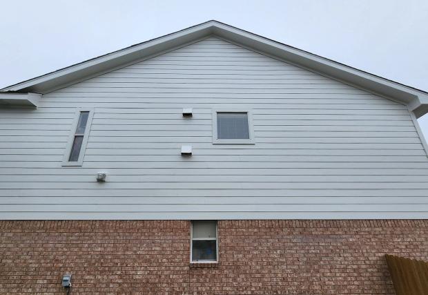 Simonton Daylight Max detail — Cat Hollow, Round Rock (photo 3)