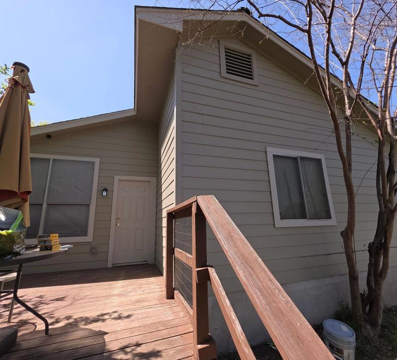 James Hardie 8.25" Select Cedar Mill detail — Parkwood, Austin (photo 7)