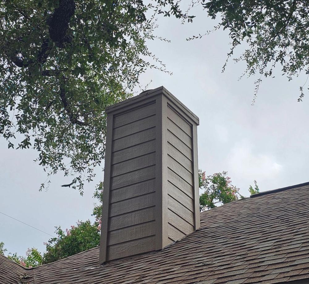 James Hardie Custom Colonial Roughsawn detail — The Woods, Round Rock