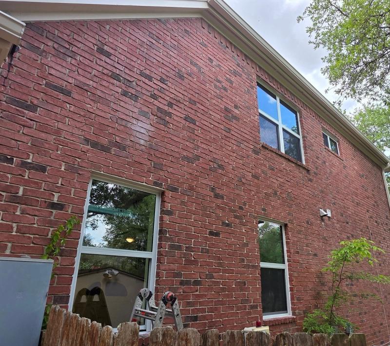 NT Windows Twinsulator detail — Sette Tierra, Austin (photo 7)