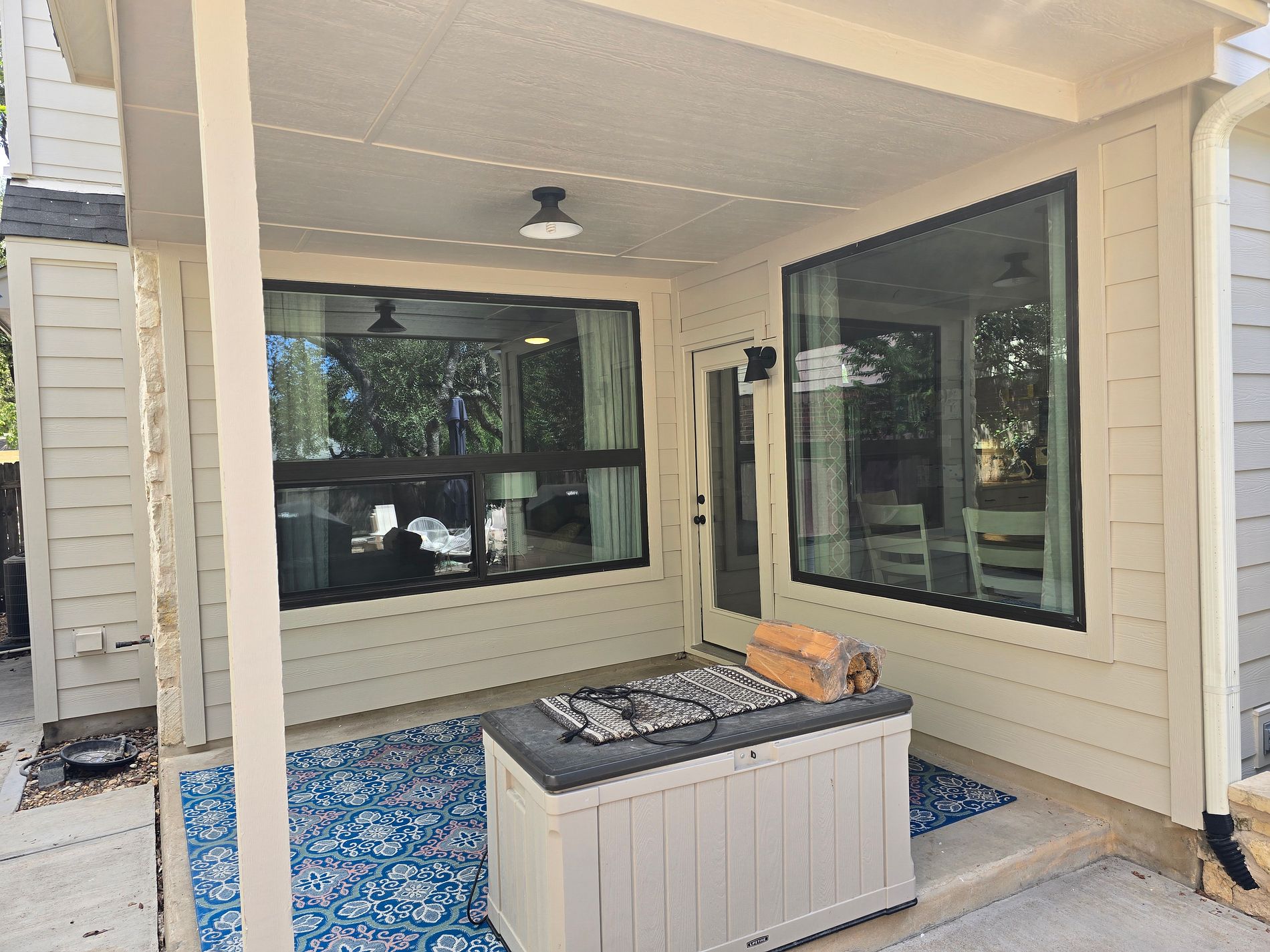 Siding at a home in Anderson Mill West, Cedar Park, TX, by Austin Pro