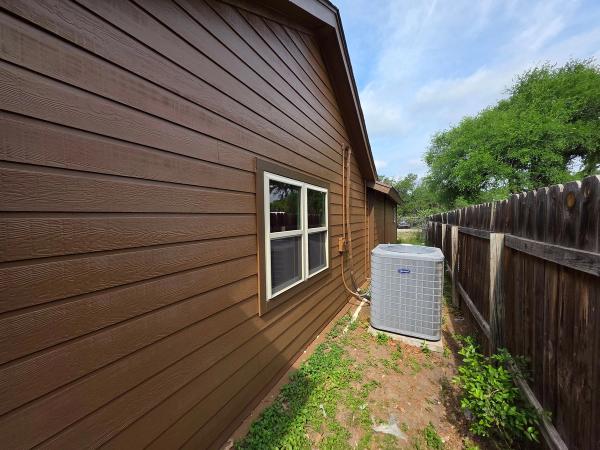 Siding project photo 2 of 10 — Castlelake, Marble Falls, TX