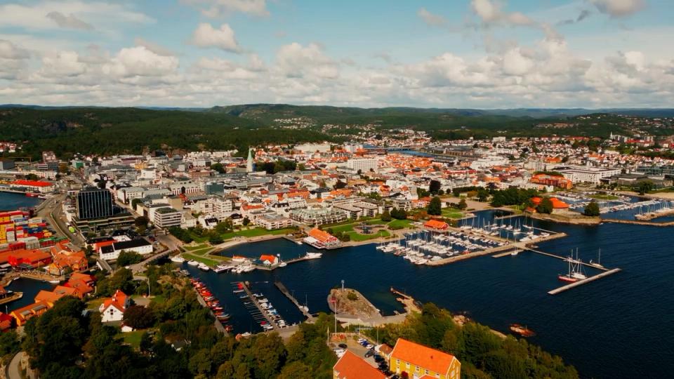 Oversiktsbilde av Kristiansand by.