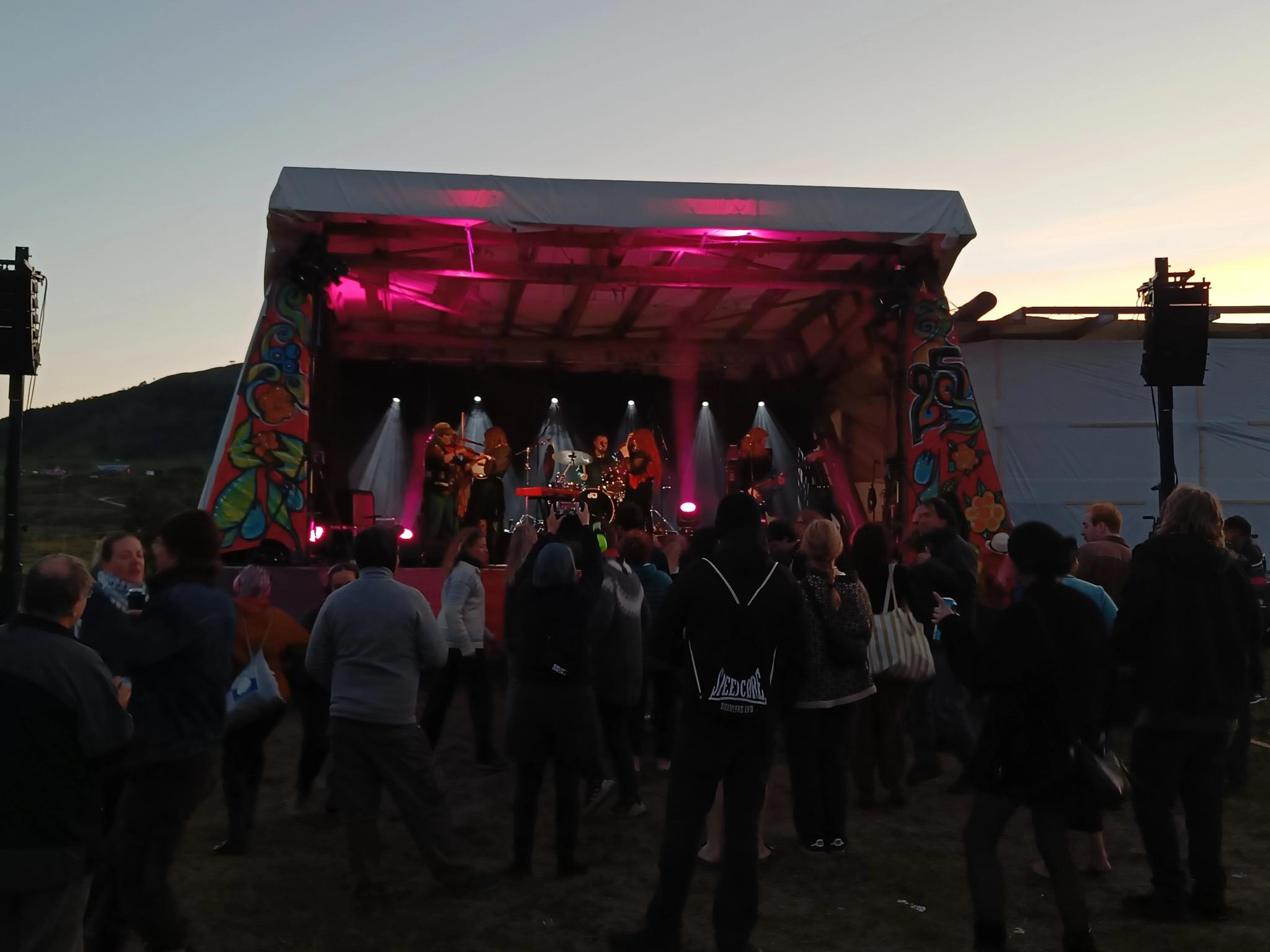 Møt Karlsøyfestivalen og søk Frifond utvidet frist 10. november!