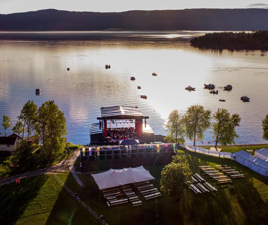 Operafest Røykenvik
