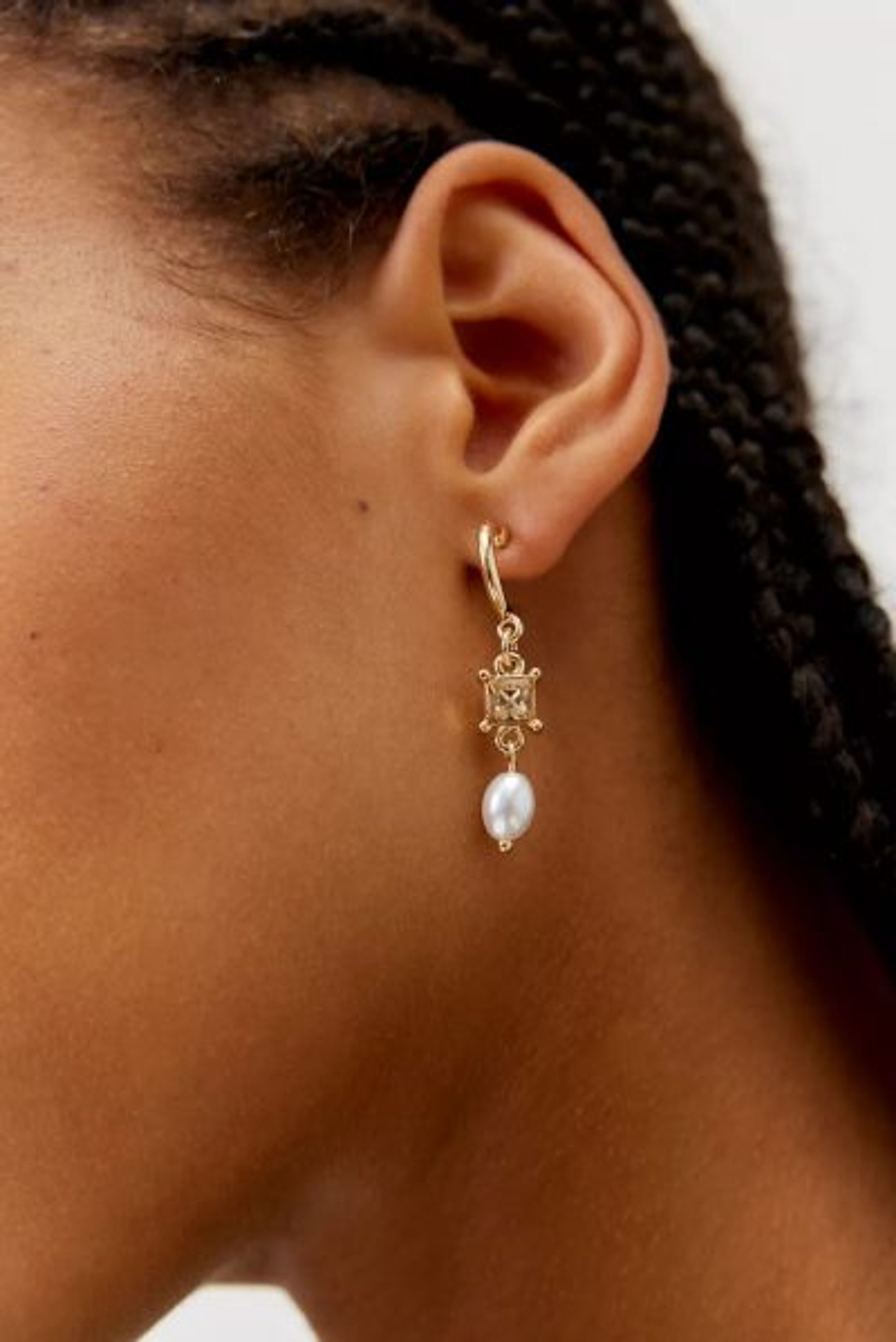 Urban Outfitters product photo