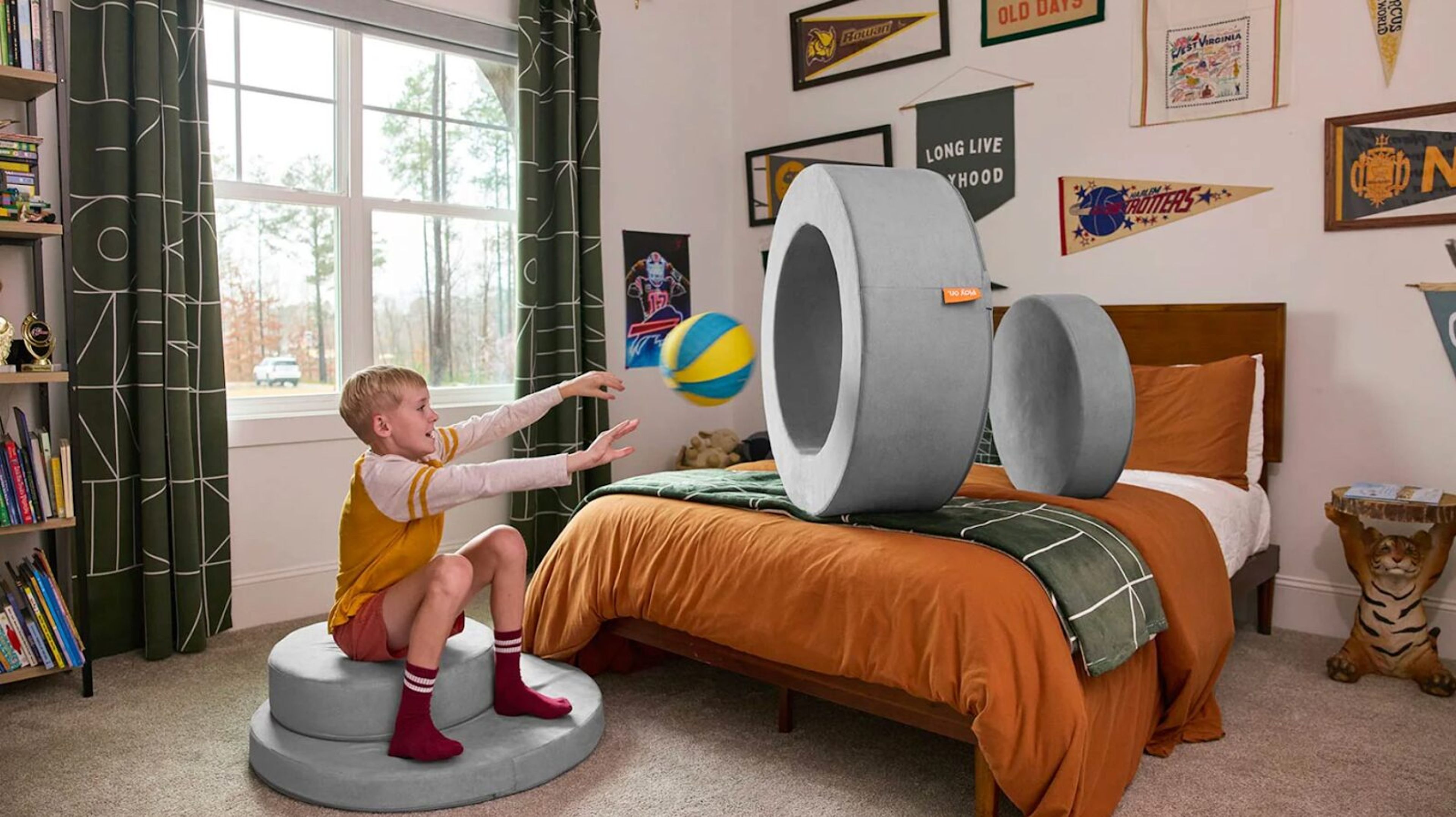 Illustration for: Nugget Comfort Marketing Strategy: How They Grew Without Ads or Discounts