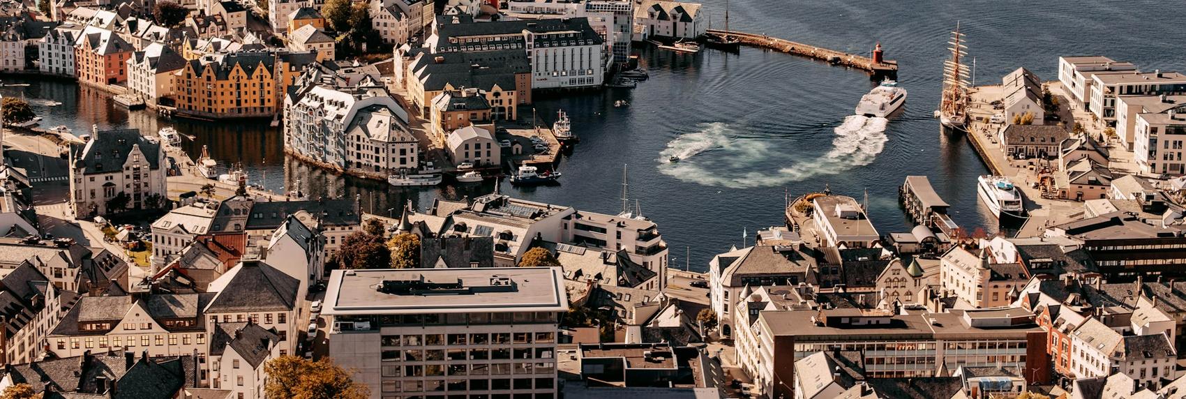 Oversiktsbilde av Ålesund
