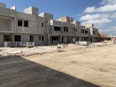 vista casas en contruccion