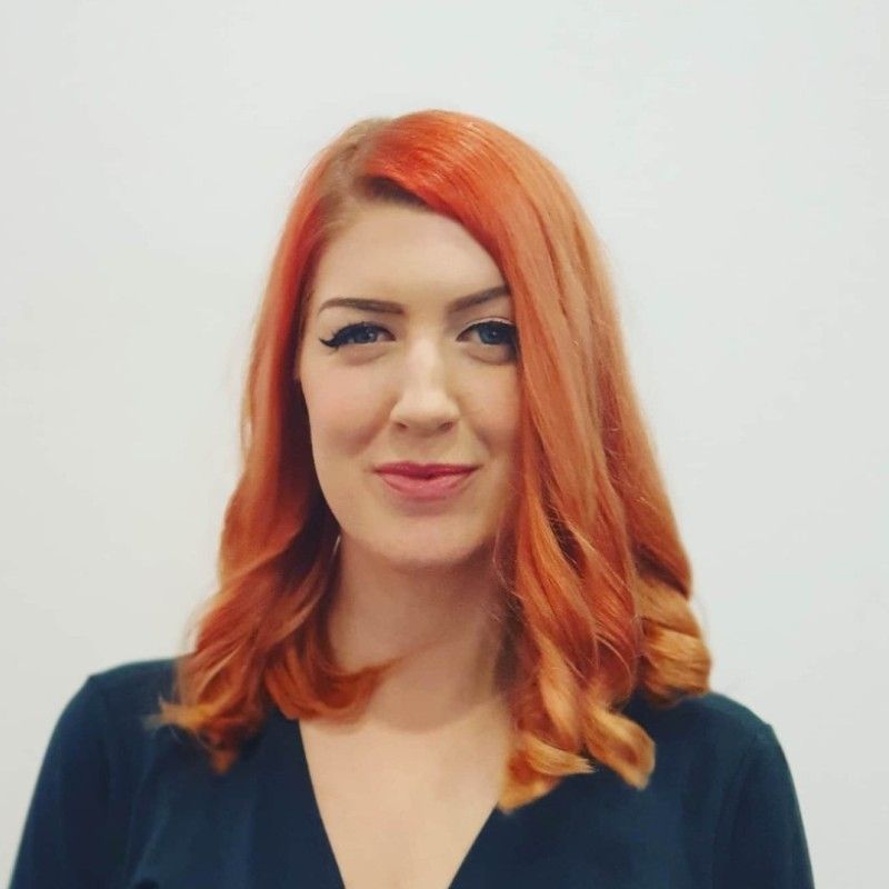 Izzi Smith, Senior Manager Ecommerce, Kurzgesagt