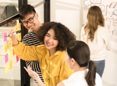 5 legendary marketing prompts from a creative genius