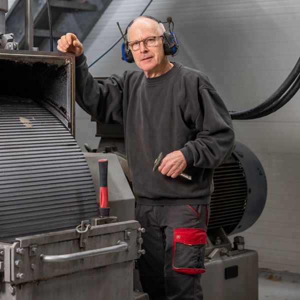 Allan Lysgaard, vedligehold hos AKD i Brande