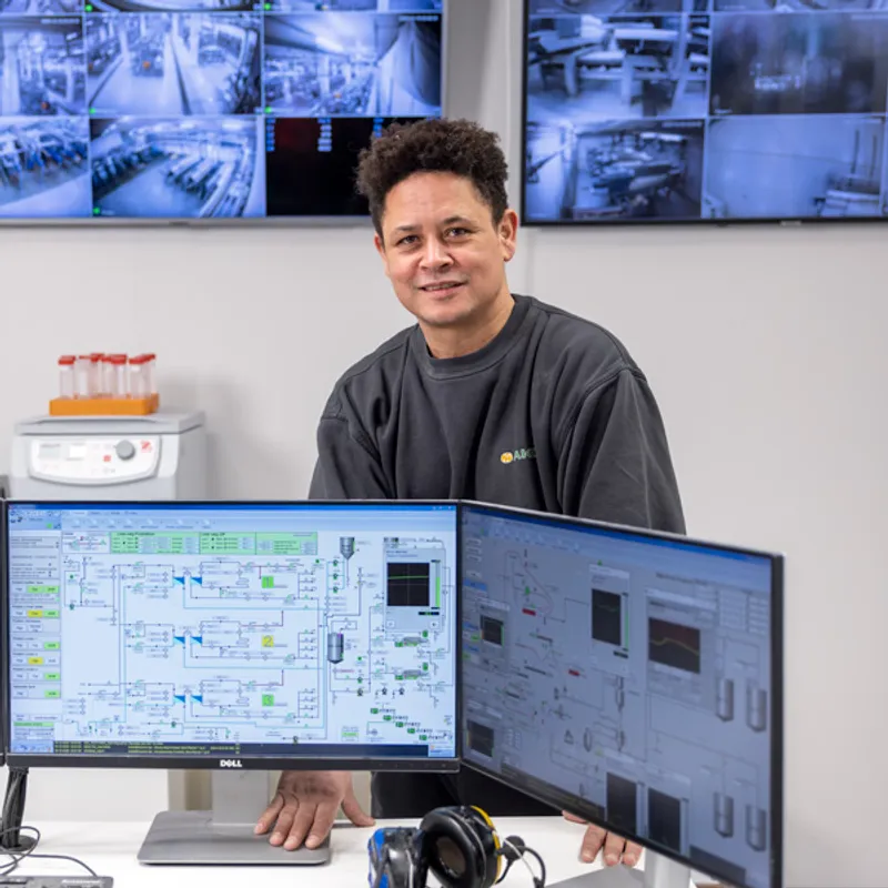 Vaughan Arlon Hansen, procesoperatør hos AKD i Brande