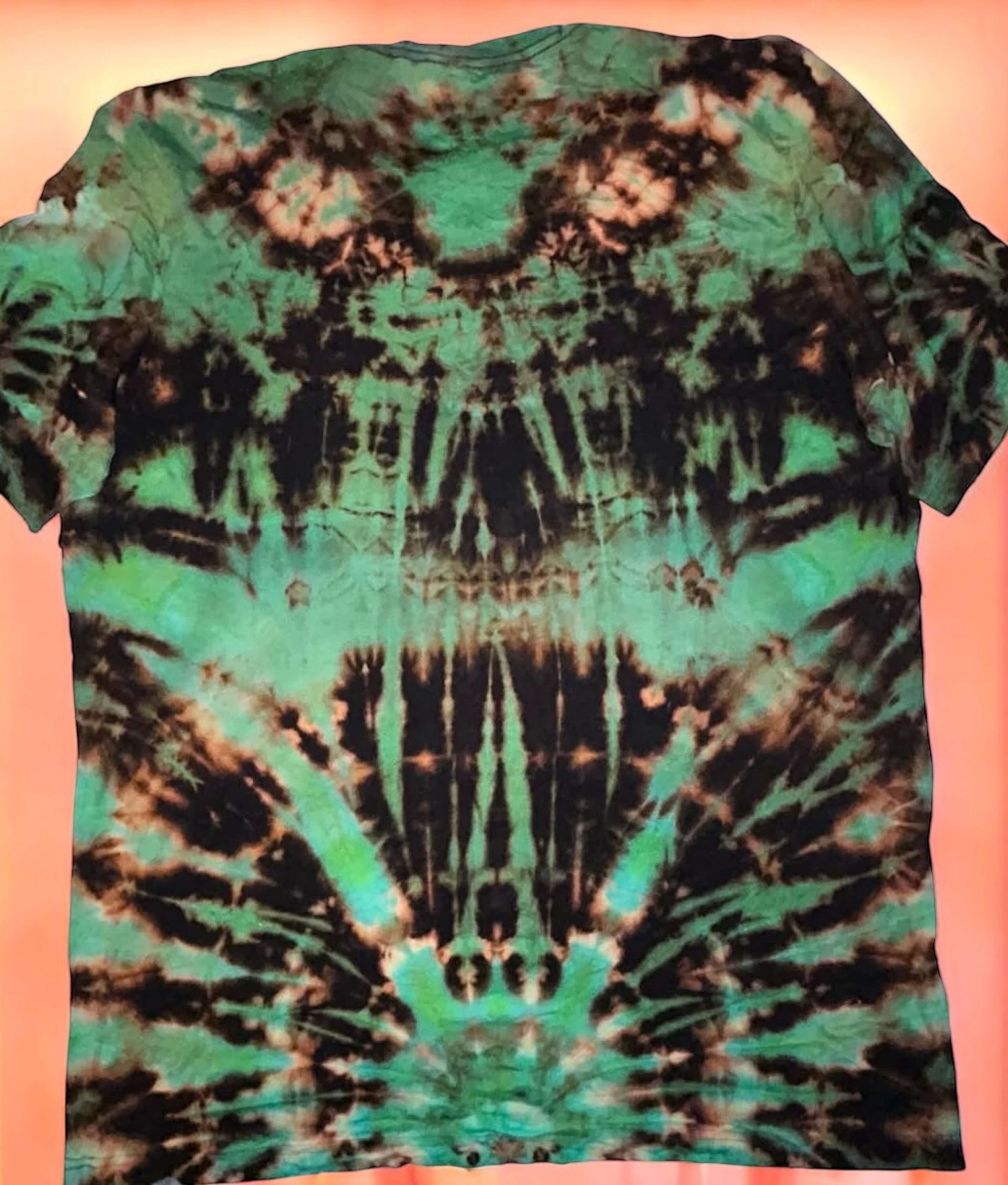 Mint Mirror Tee Featured view