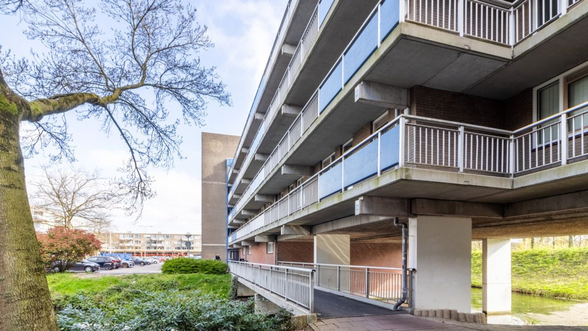 Herenhof, Ouvertureweg in Alphen a/d Rijn