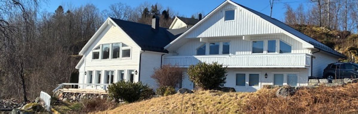 Dugnadsdag på Holmely