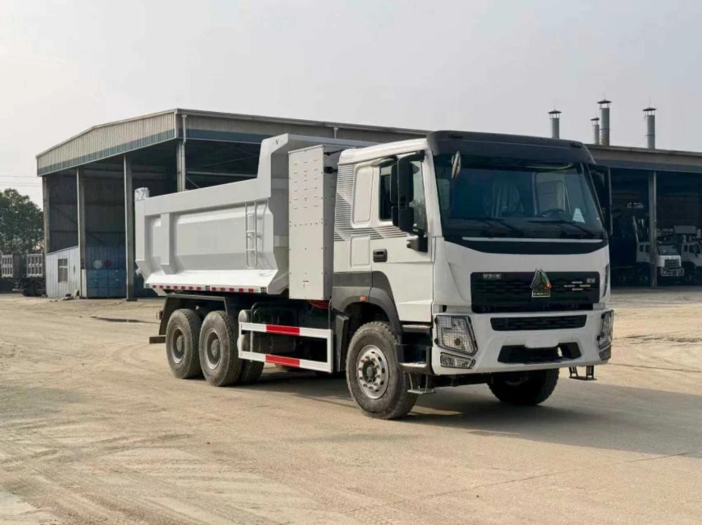 SINOTRUK — 6×4 Electric tipper