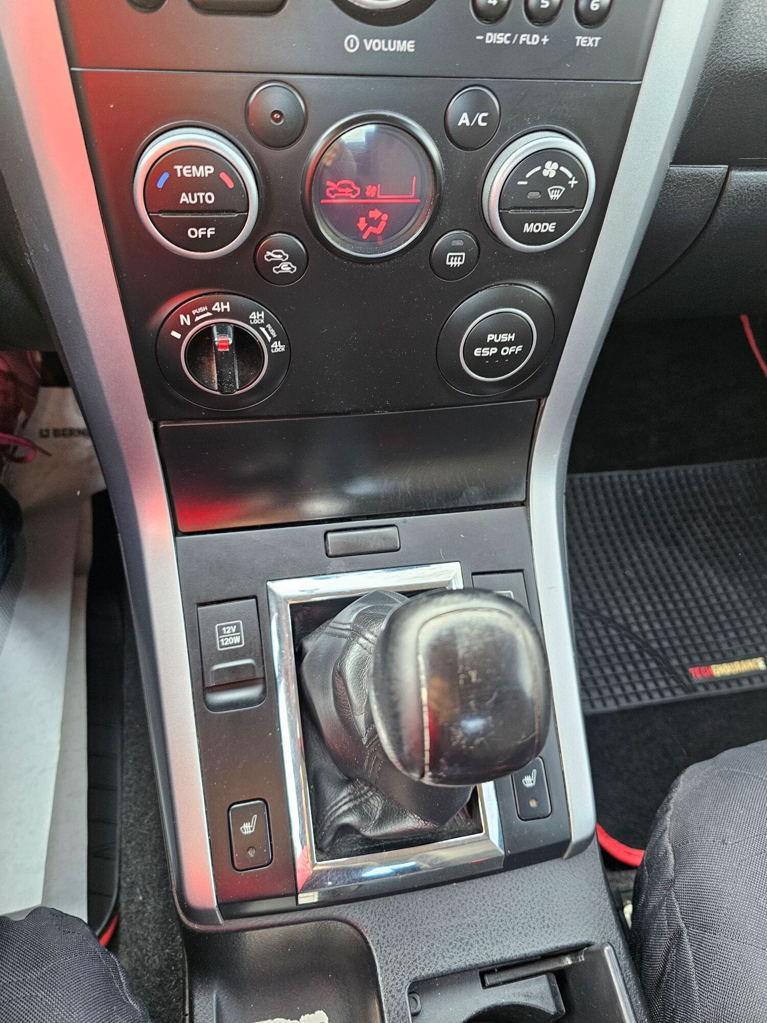 Suzuki Grand Vitara — foto 8 di 8