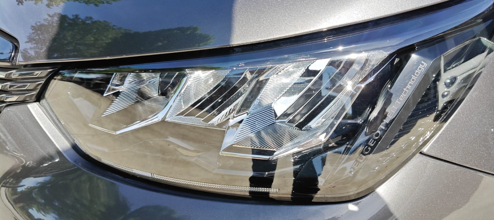 Peugeot 2008 Pure Tech 130 S&S Allure — foto 17 di 19