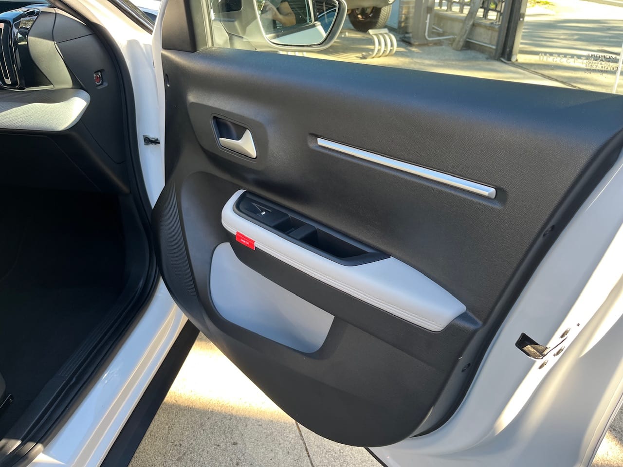 Citroën C3 Puretech 100 MAX — foto 18 di 25