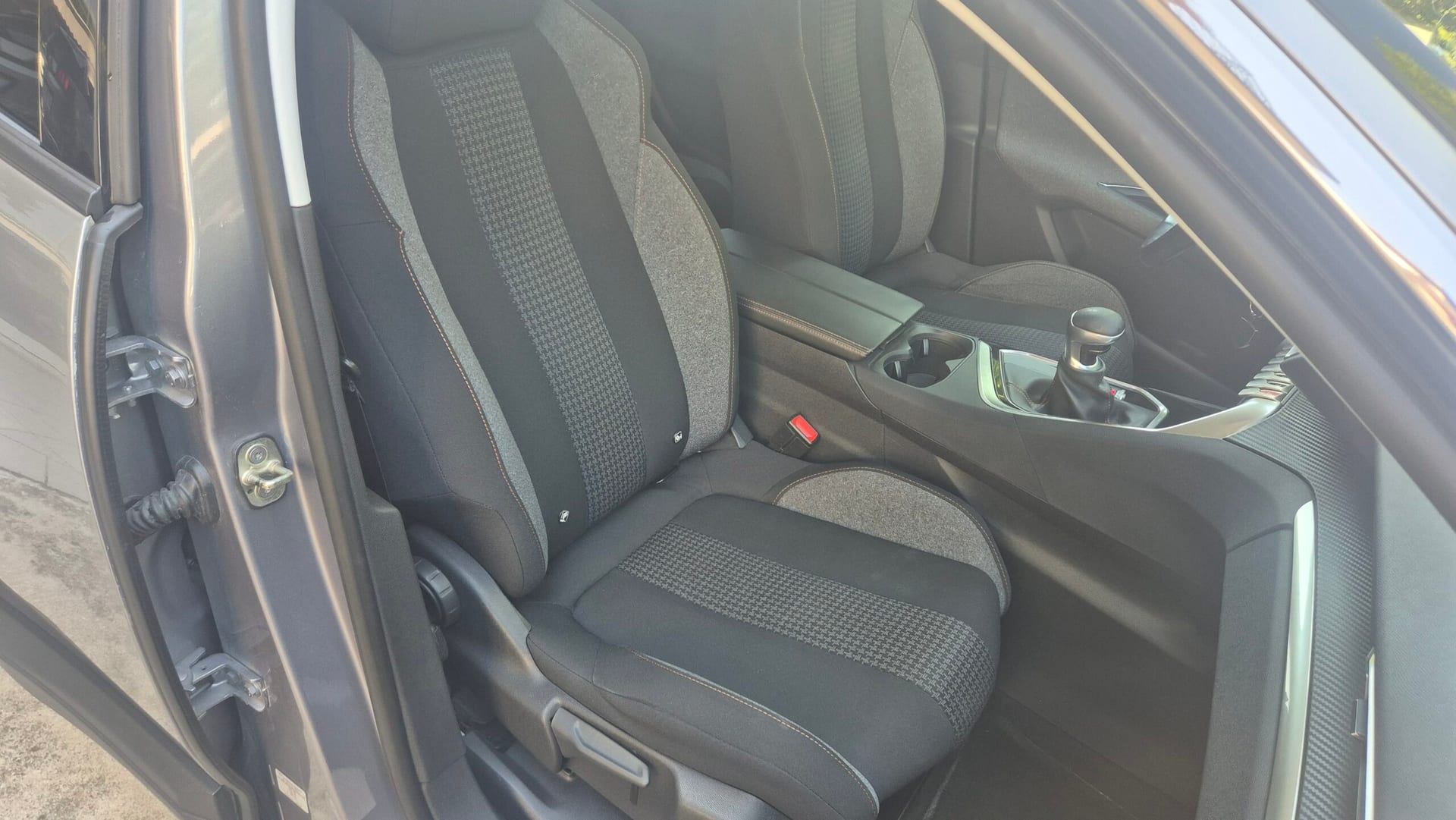 Peugeot 3008 Blue Hdi 120cv S&S Active — foto 19 di 19