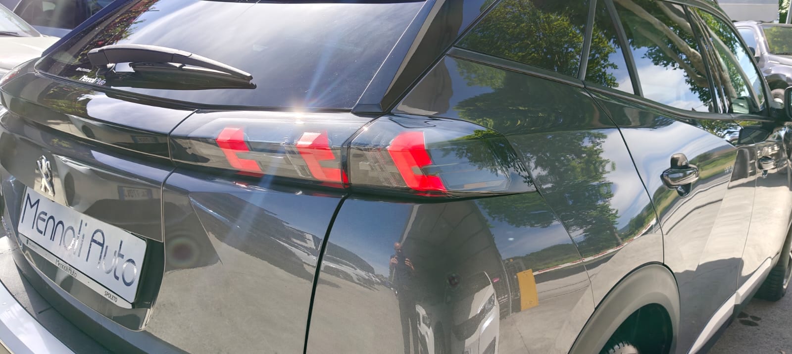 Peugeot 2008 Pure Tech 130 S&S Allure — foto 2 di 19