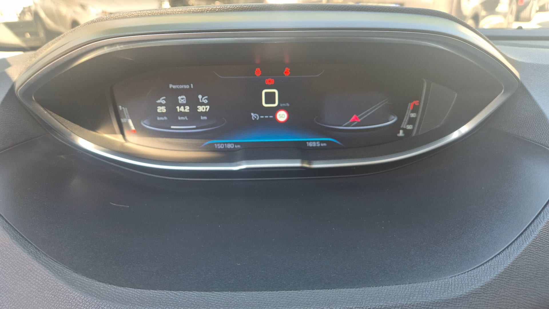 Peugeot 3008 Blue Hdi 120cv S&S Active — foto 13 di 19