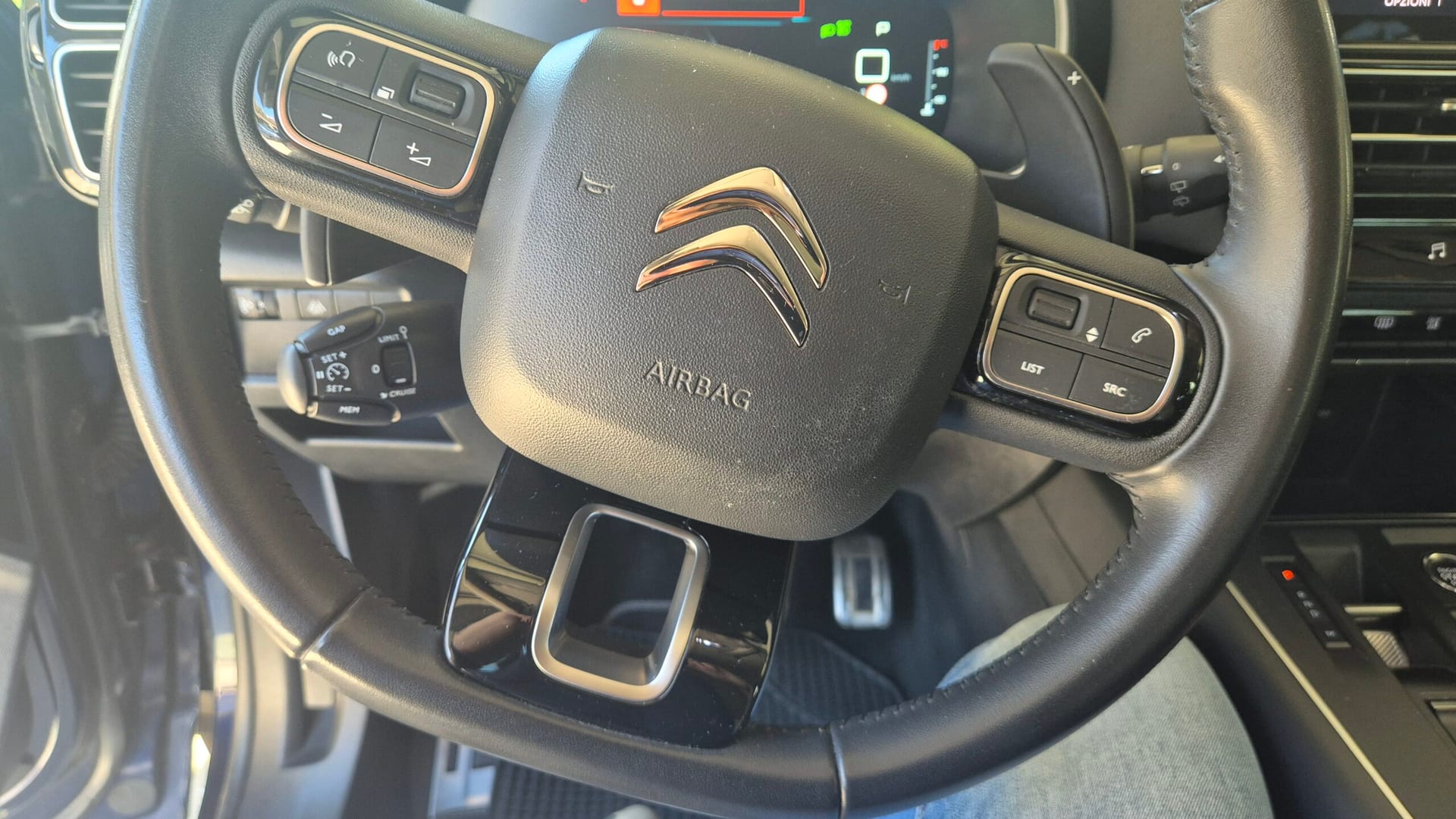Citroën C5 Aircross BlueHdi 130 S&S EAT8 Shine — foto 22 di 22