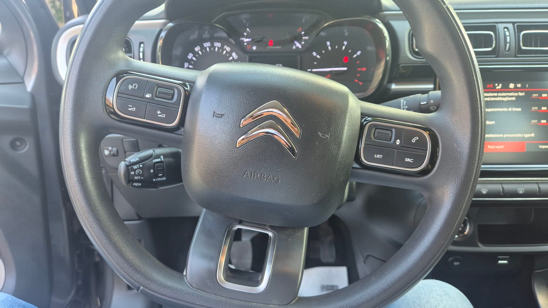 Citroën C3 Pure Tech 83cv S&S Shine — foto 20 di 20