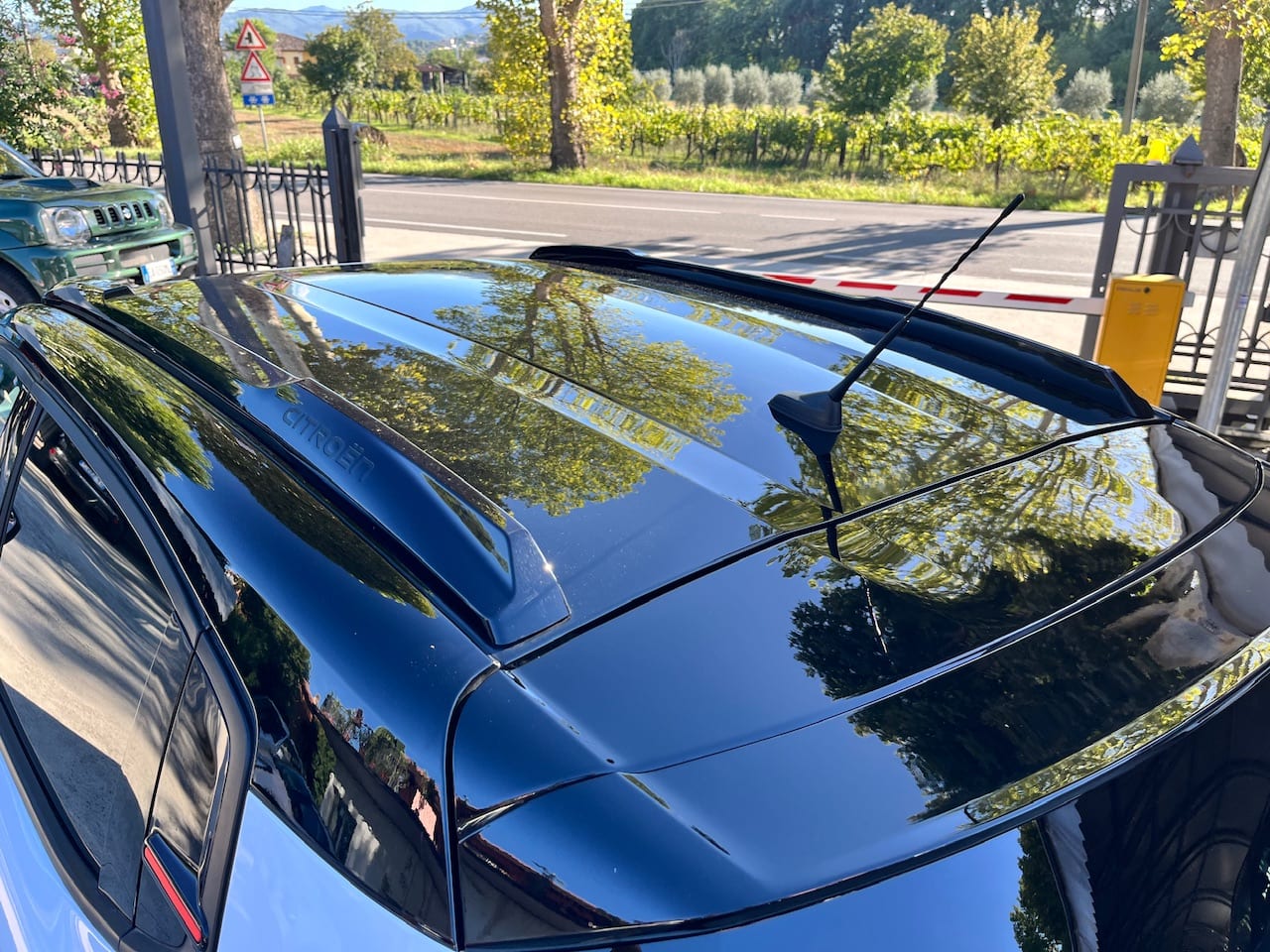 Citroën C3 Puretech 100 MAX — foto 13 di 25