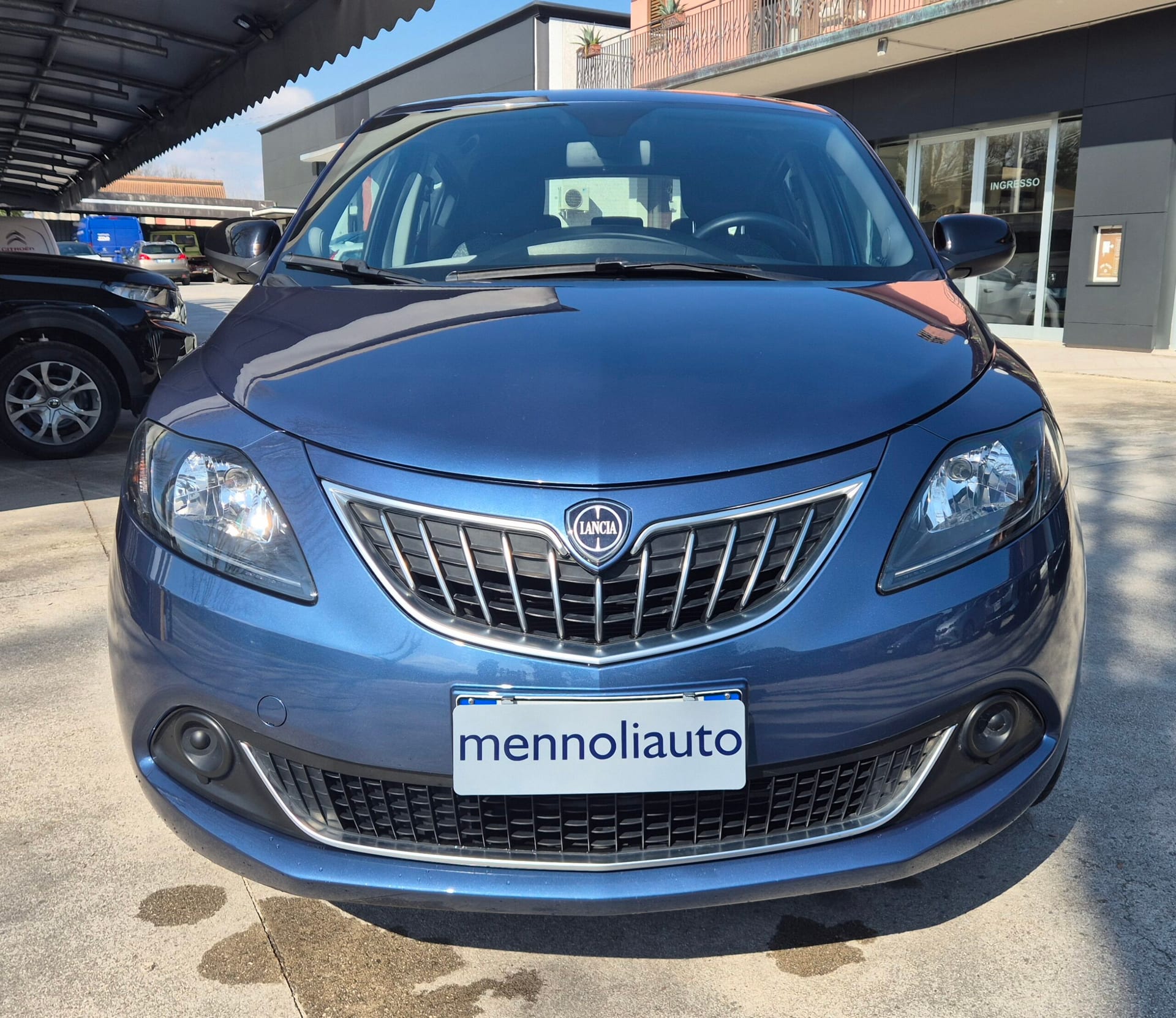Lancia Ypsilon 1.0 FireFly 5p Hibrid Silver — foto 2 di 19