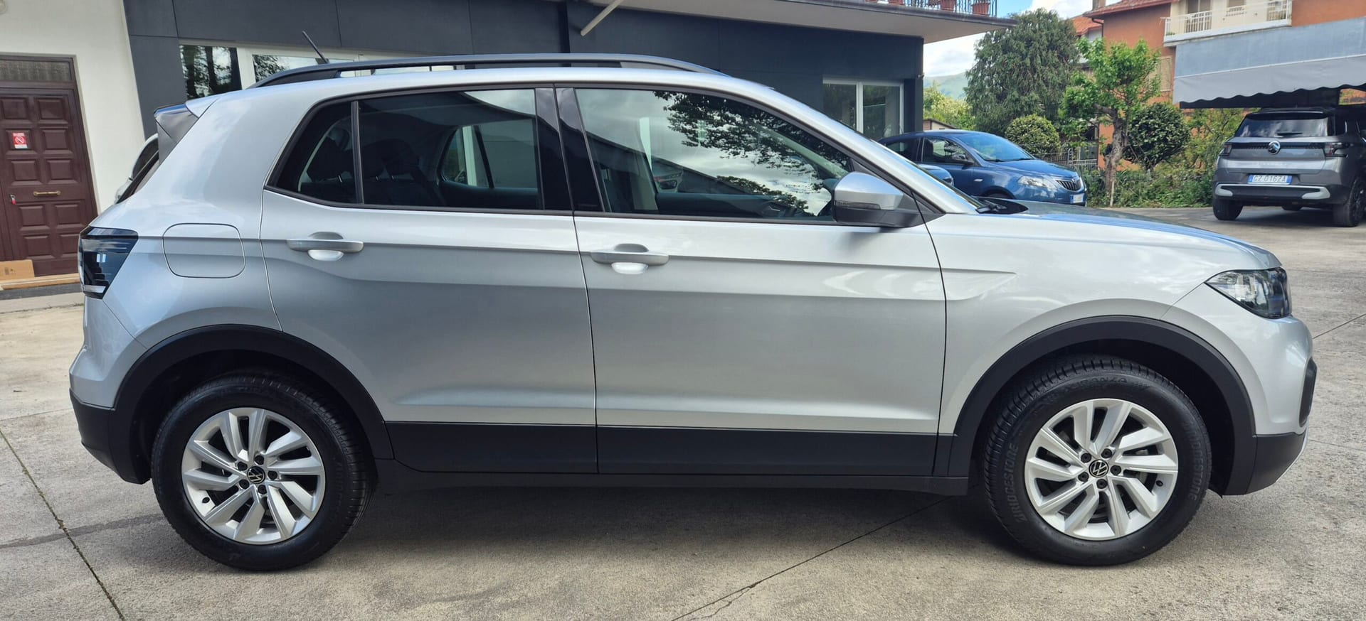 Volkswagen T-Cross 1.0 TSI Style — foto 4 di 22
