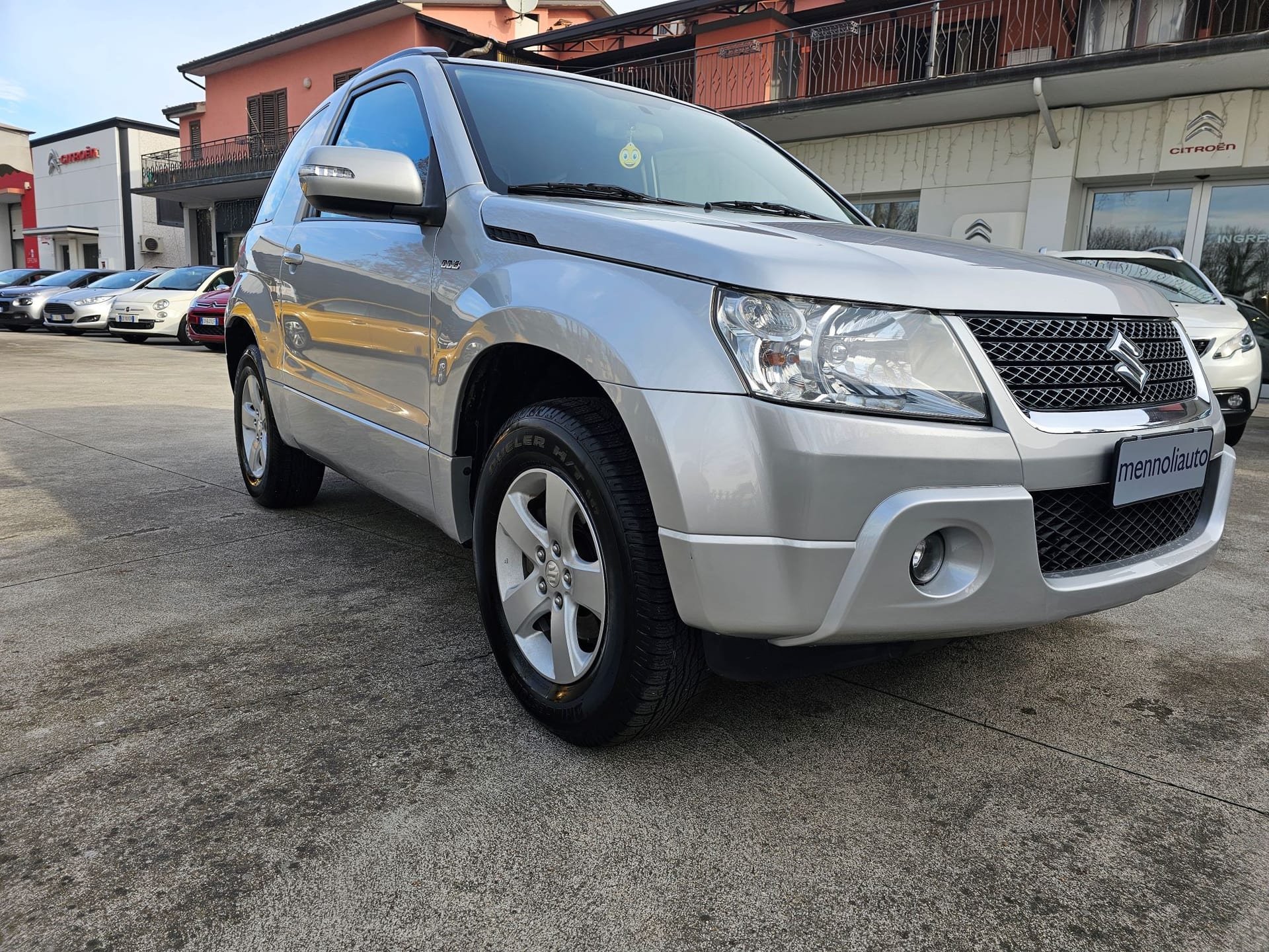 Suzuki Grand Vitara — foto 3 di 8