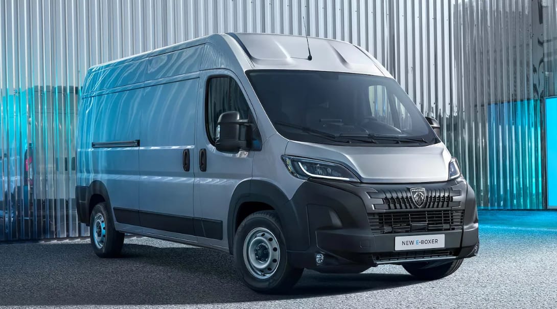Peugeot BOXER — foto in concessionaria