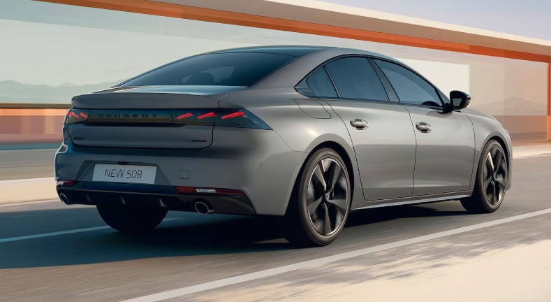 Peugeot 408 — foto 15 di 22