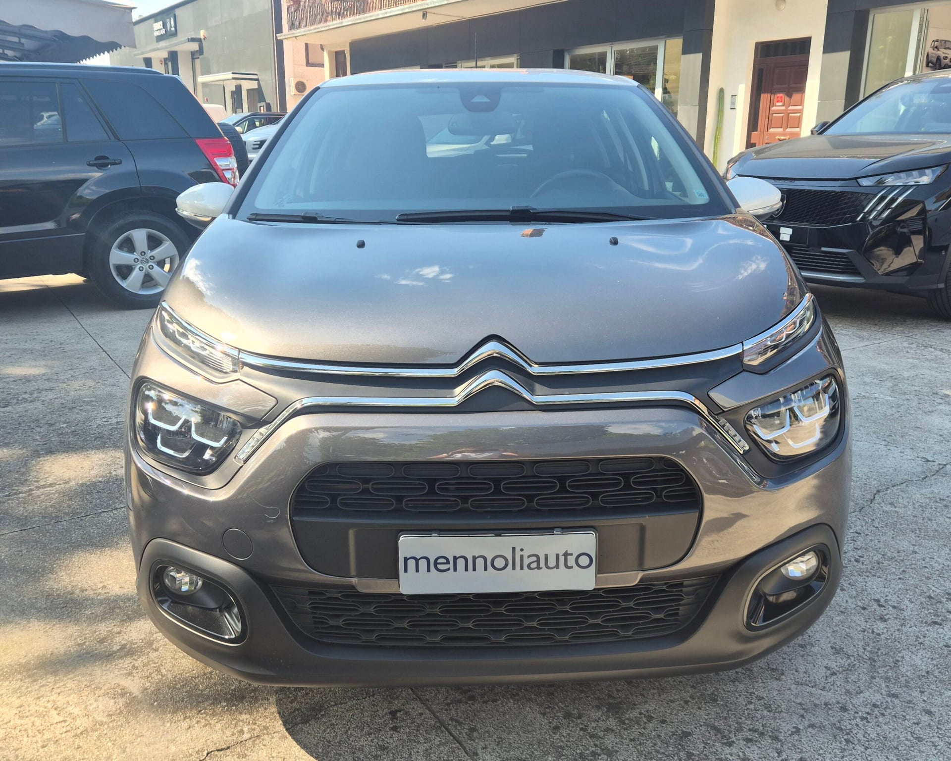 Citroën C3 Pure Tech 83cv S&S Shine — foto 2 di 20
