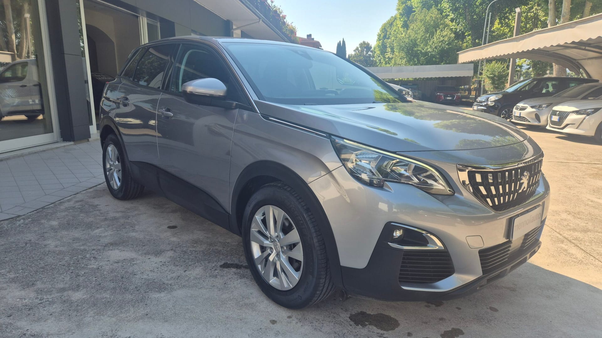 Peugeot 3008 Blue Hdi 120cv S&S Active — foto in concessionaria