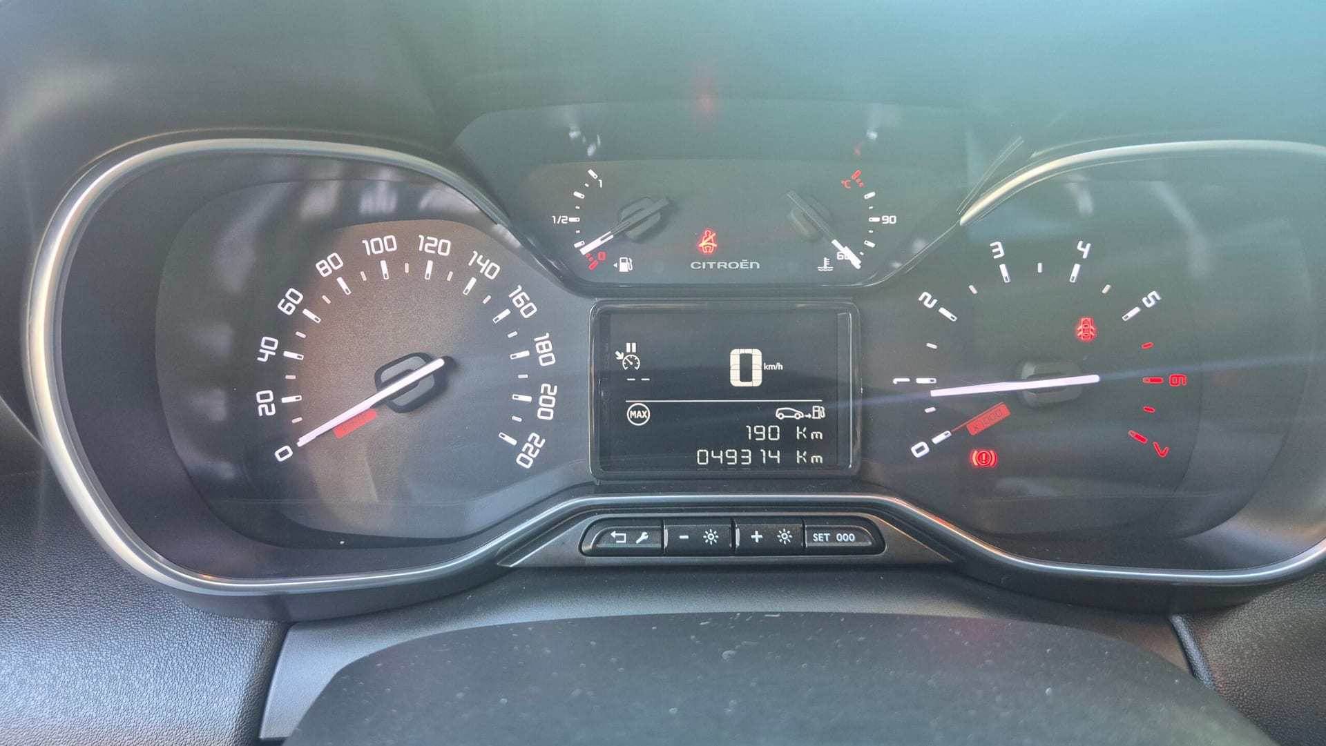 Citroën C3 Aircross BlueHdi 110 S&S Shine — foto 18 di 22
