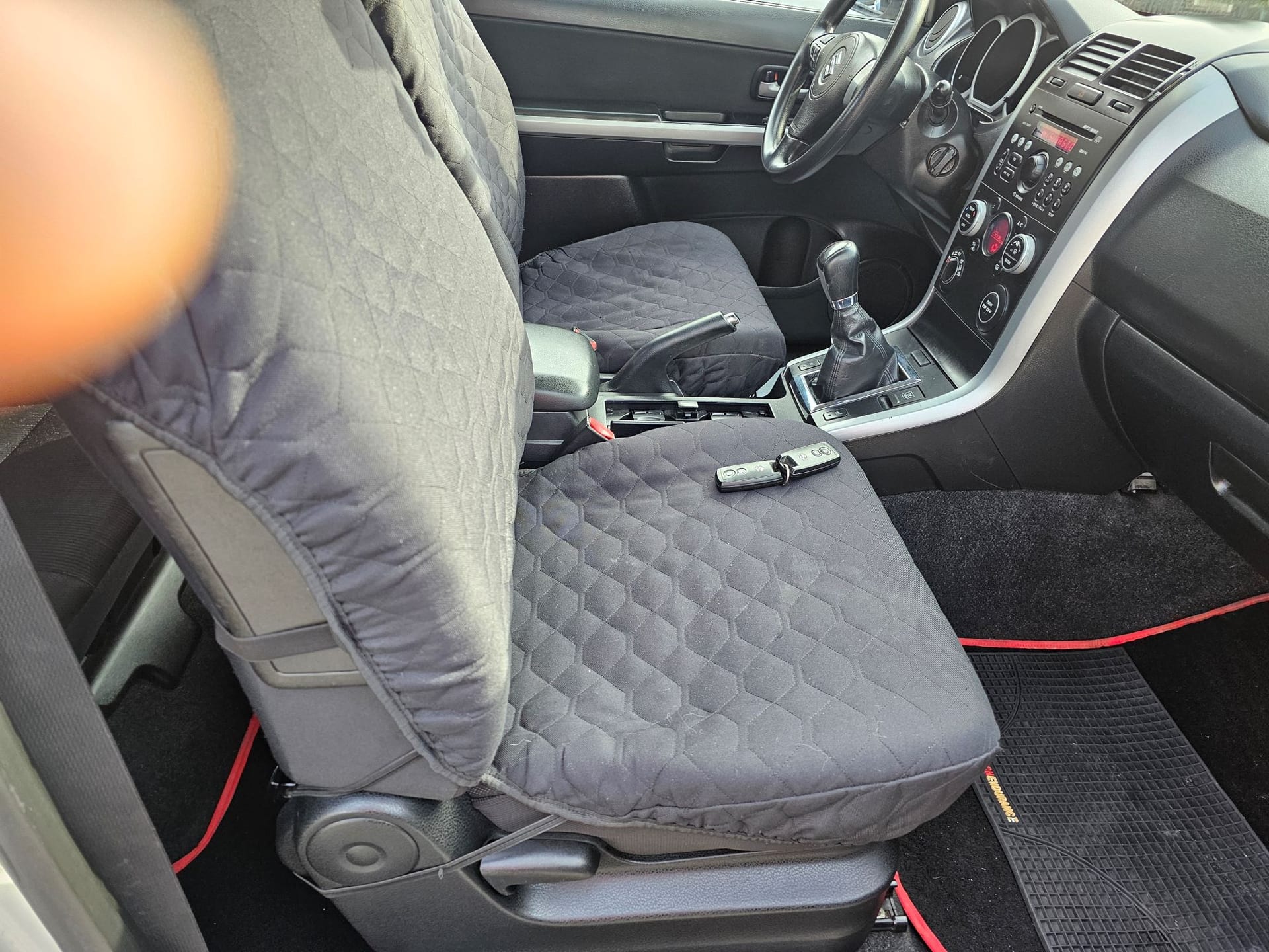 Suzuki Grand Vitara — foto 7 di 8