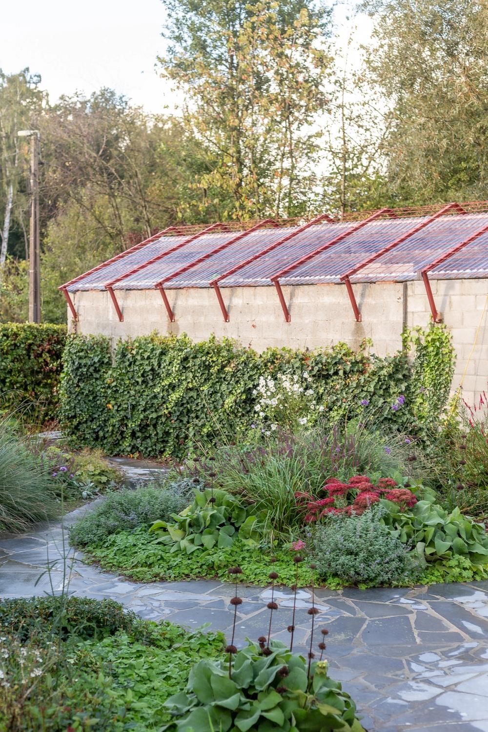 View from outside of the +CABANE project, a garden volume build.