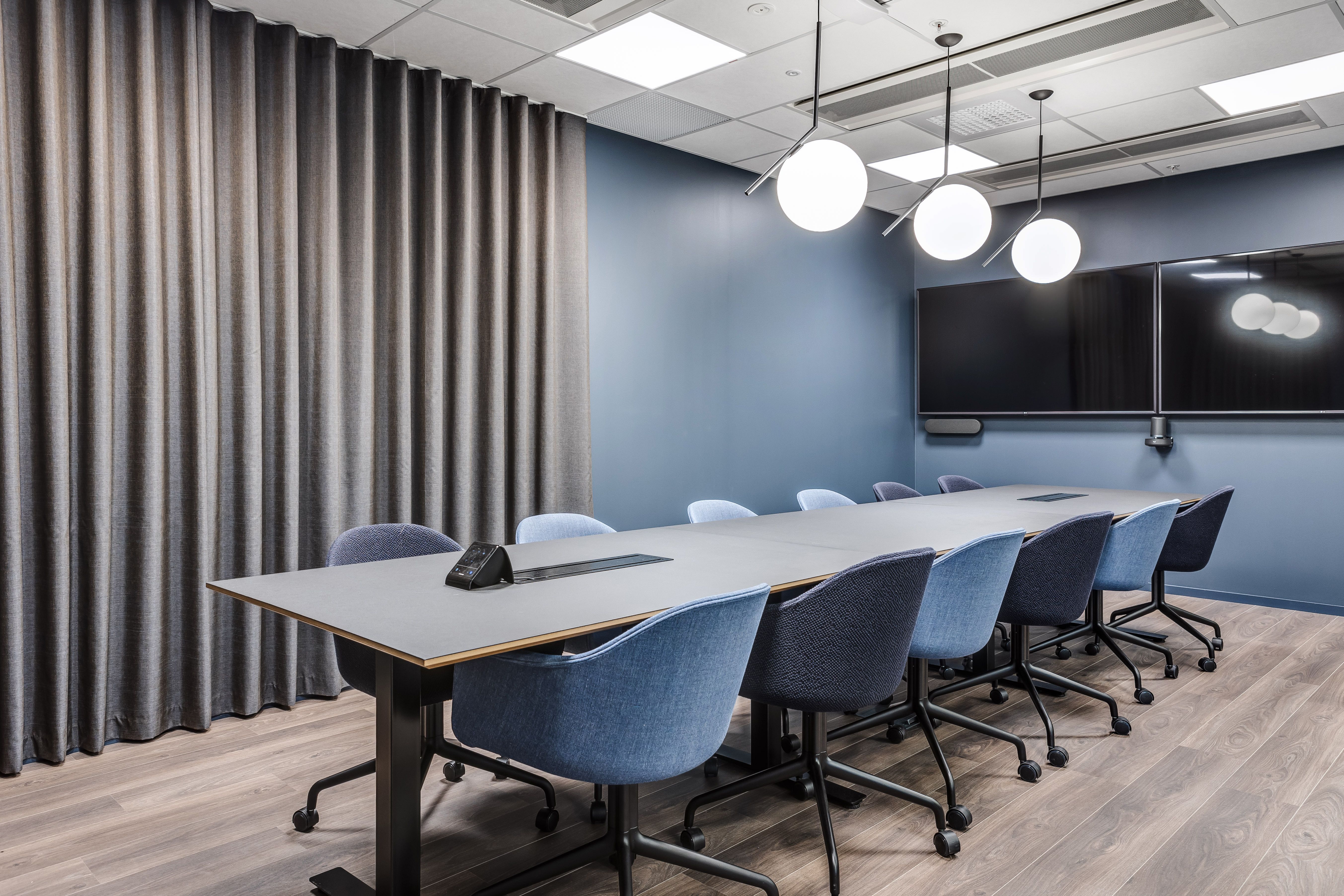 Meeting room reference space