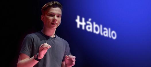 Mateo Salvatto during Háblalo presentation