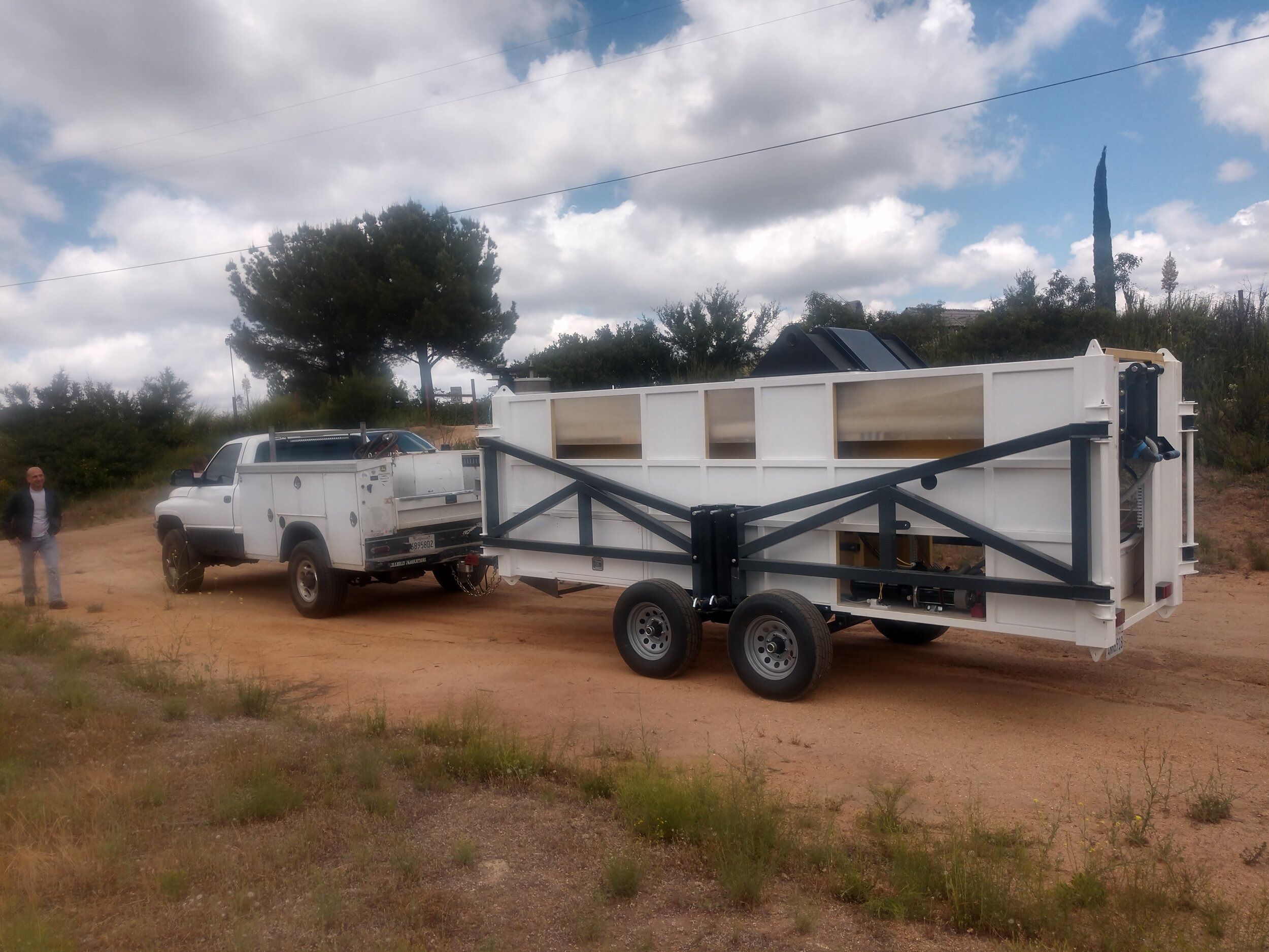 Uprise Energy Portable Wind Turbine Photo/Video Gallery