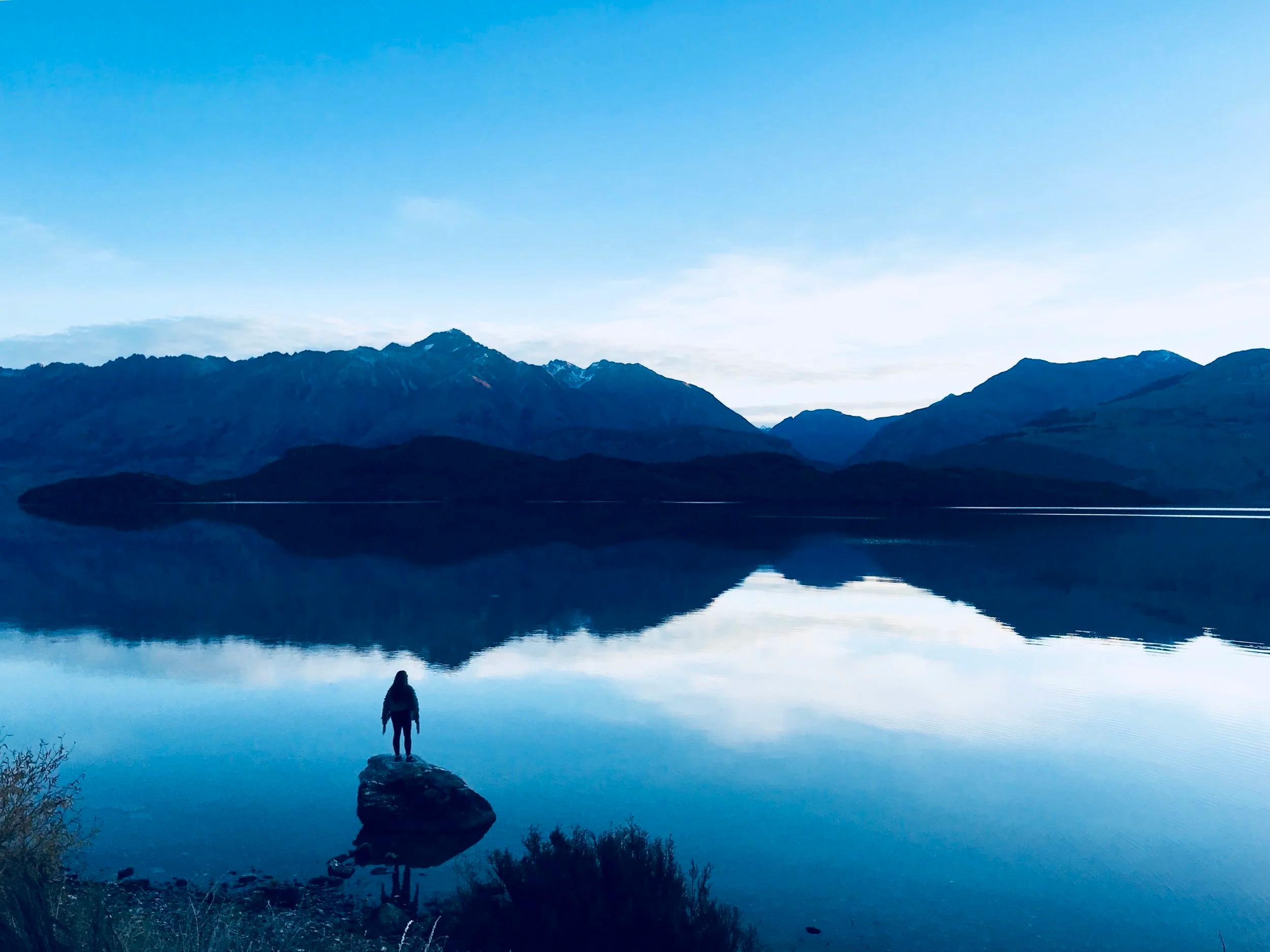 Rosa taking in the last New Zealand sunset before our return flight
