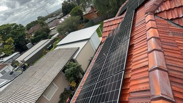 6.58kW Solar & 30.72kWh Battery Installation in Lugarno