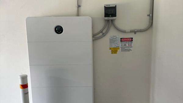 10.45kW Solar & 33.28kWh Battery Installation in Burraneer
