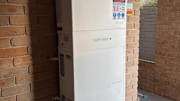 31.48kWh Battery Installation in Como