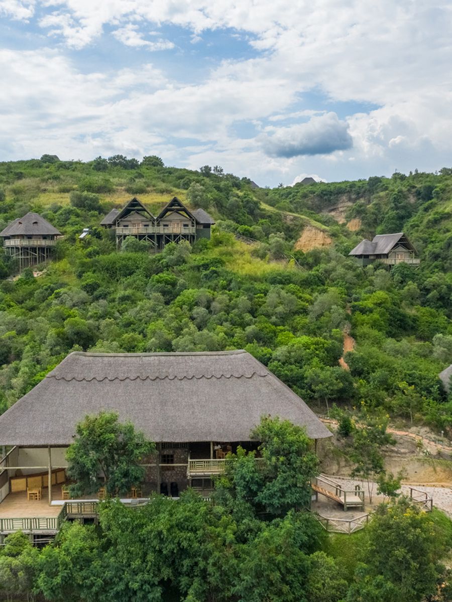 Kikorongo Safari Lodge lake view